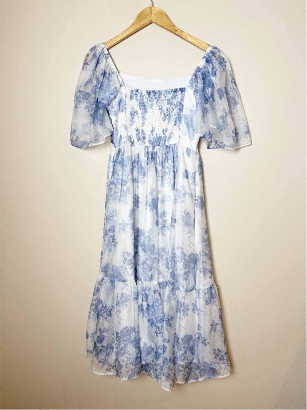 Abercrombie Emerson Angel Sleeve
Midi Dress in Blue Floral M - Picture 7 of 11